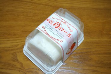 練乳苺ロール
