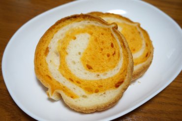 まきばパン トマト
