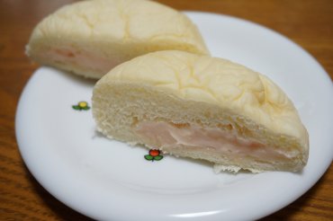 桃パン