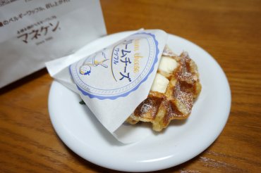クリームチーズワッフル