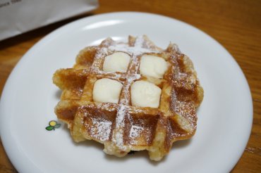 クリームチーズワッフル