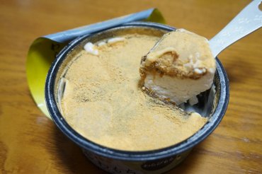 やわもちアイス わらびもち