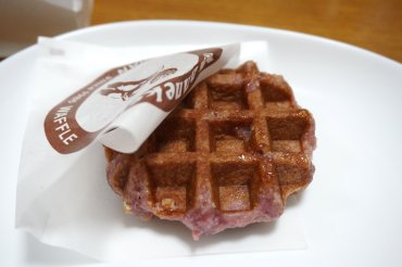 むらさきいもワッフル