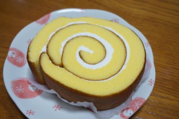 たまごの厚切りロール