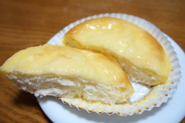 バスクチーズケーキ風パン