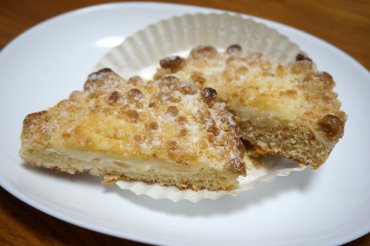 りんごのクランブルチーズケーキ風ブレッド
