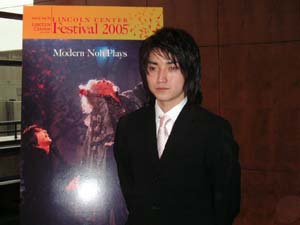 藤原さんポスター前