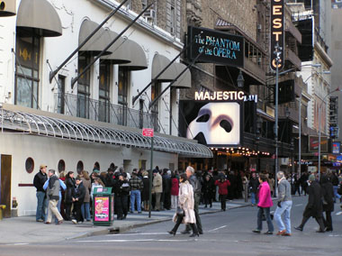 phantomoftheoperatheatre1