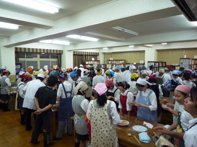 西ノ京中学校さんで和菓子体験教室 京都 嘉祥菓子 養老軒