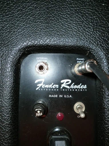 fender1.JPG