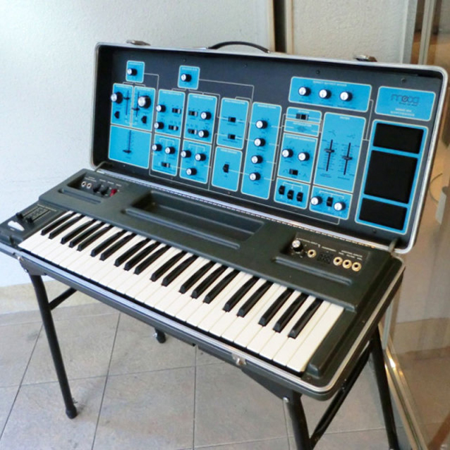 Moog SONIC SIX