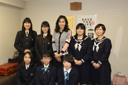 杉本彩さん　京都の野良猫に餌やり禁止条例に賛成 [転載禁止]©2ch.net [521855343]->画像>41枚 