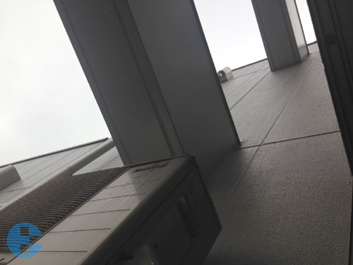 作業現場からの屋上方向
