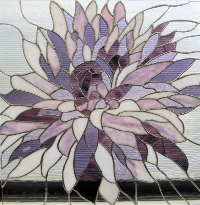 紫の花のパネル ステンドグラス教室 只今制作中です！ | まりね通信