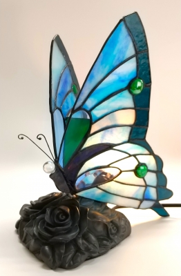 蝶々のランプ Kさん ステンドグラス教室生徒さん作品 | まりね通信