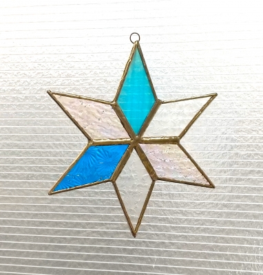 雪の結晶のサンキャッチャー ステンドグラス教室 | まりね通信