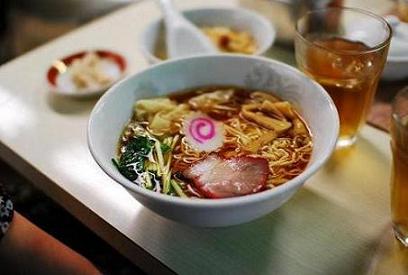 ワンタン麺
