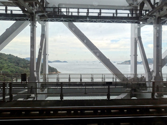 特急しおかぜ 瀬戸内海