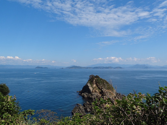 沖の島 風景