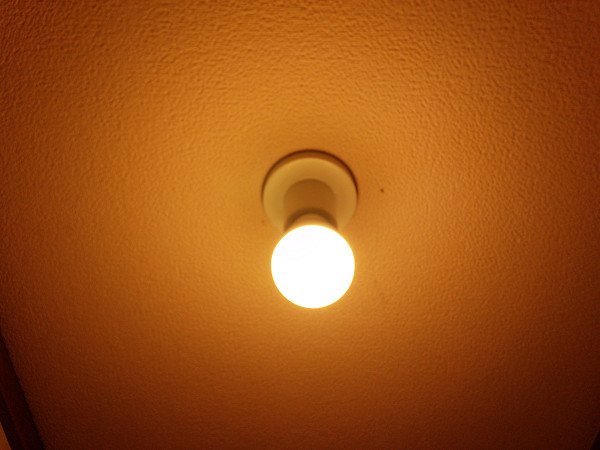 LED電球 トイレ