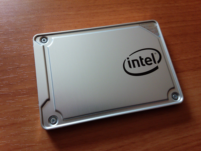 intel 545s 256gb SSDSC2KW256G8X1