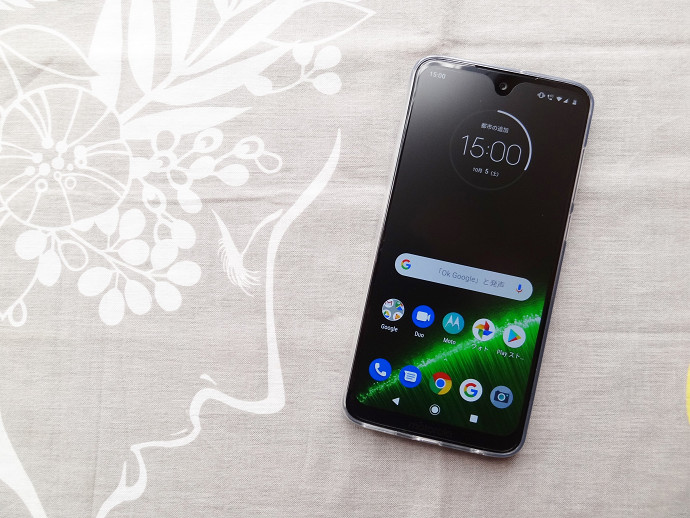 Moto G7 Plus 本体