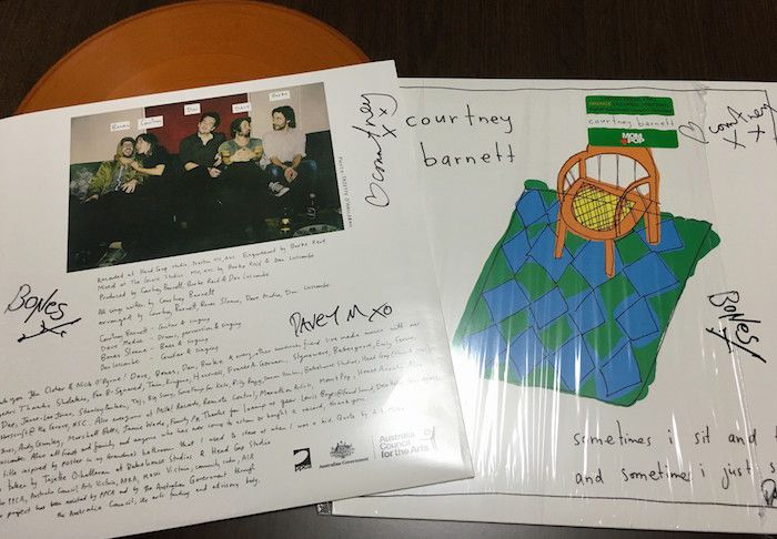 Courtney Barnett@恵比寿LIQUIDROOMでメンバーからアナログ盤にサインももらいました