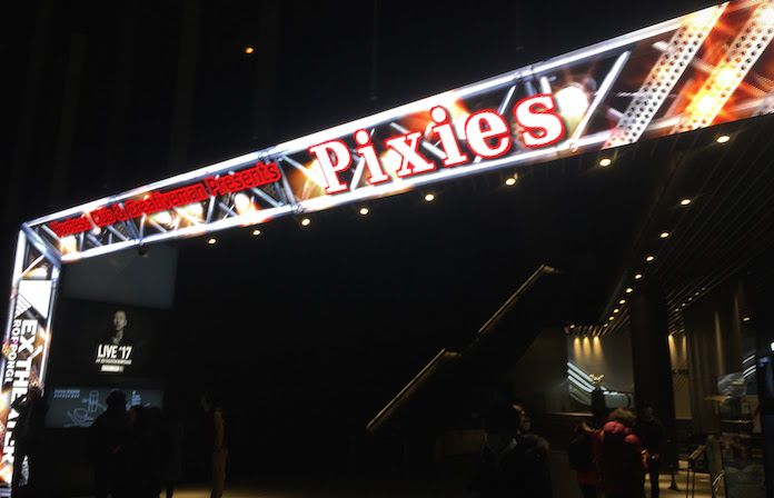 PixiesEX THEATER ROPPONGI˹ԤäƤޤ