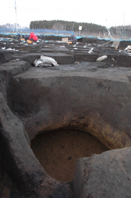 発掘が終わったフラスコ状土坑