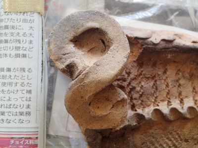 土器の接合作業