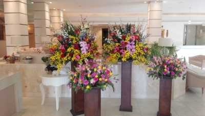 お祝い スタンド花 開店祝いいわき市 小名浜の花屋 花国湘南台店
