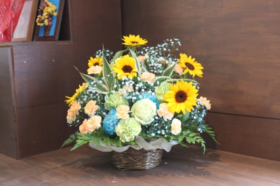 花束 アレンジ お祝い 誕生日 プレゼントいわき市小名浜の花屋 花国湘南台店