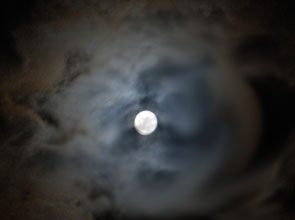 fullmoon01