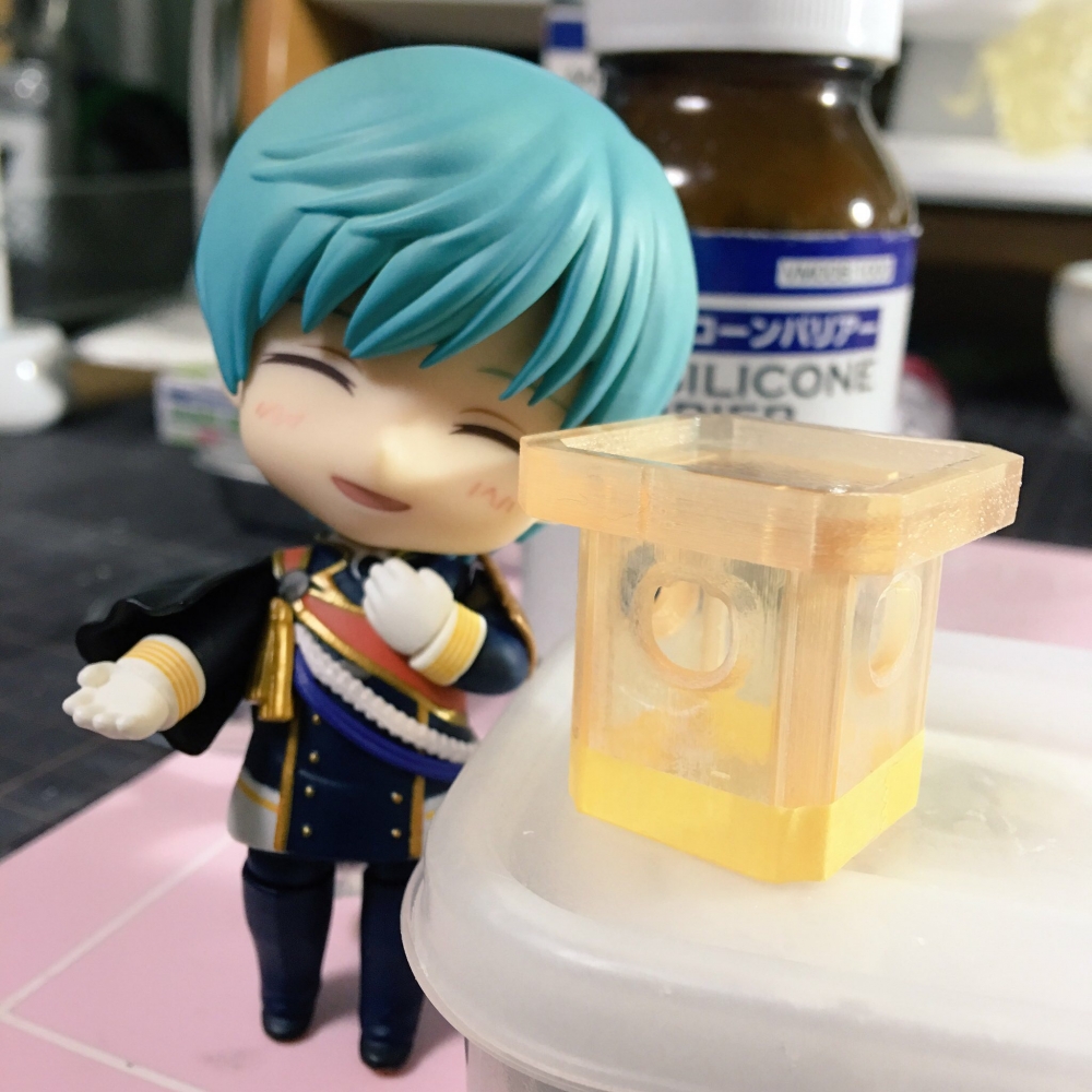 ミニチュア三方