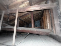 小屋裏
