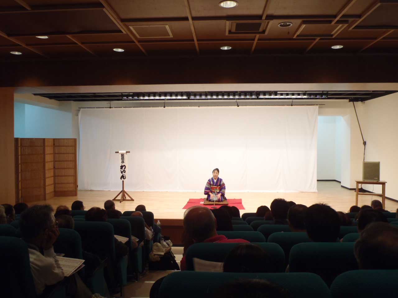 池田呉服座舞台