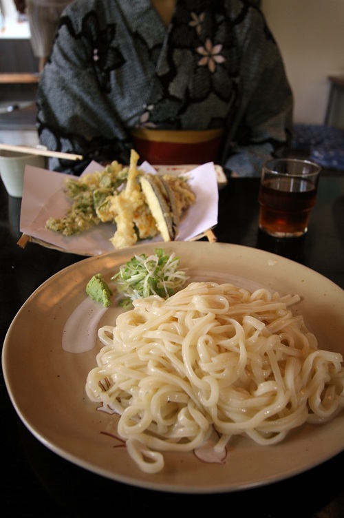 戸沢村『佐藤長三郎そば高屋分店』