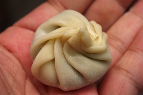 餃子の皮でモモ