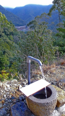 世界遺産の天然水★果無の水