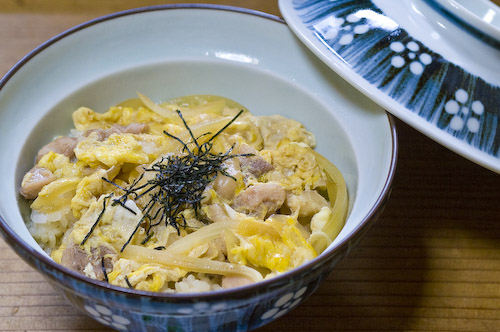 滝の湯人気メニュー親子丼