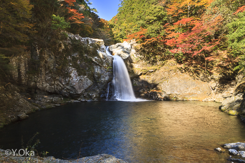瀬野の滝マイナスイオンの滝