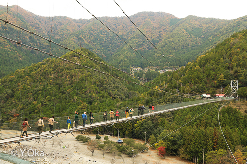 谷瀬吊り橋