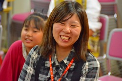 堀江絢香2.jpg