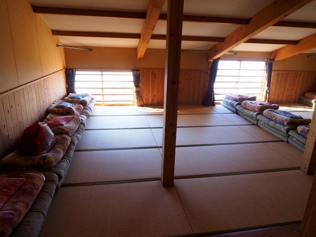 薬師岳山荘