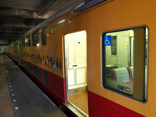 富山地鉄テレビカー