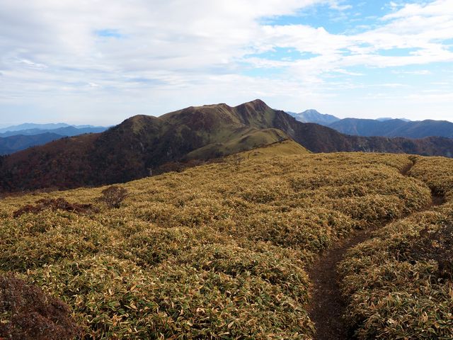 西熊山
