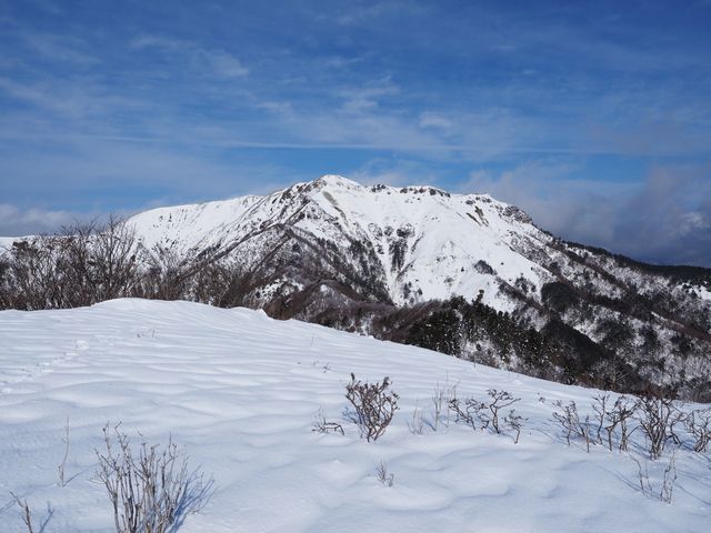 三嶺