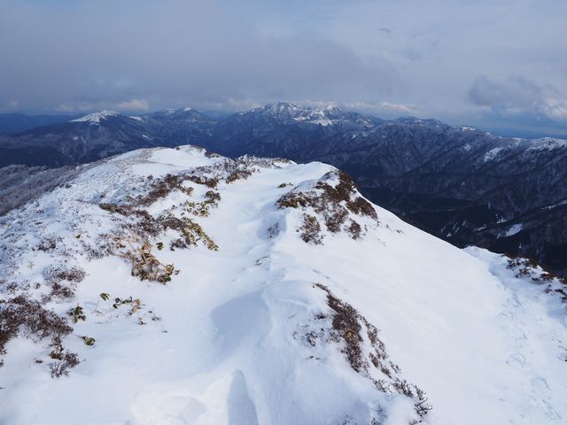 三嶺