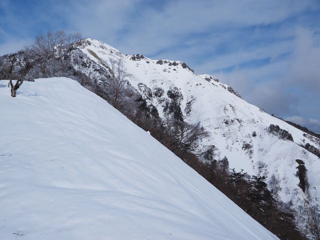三嶺