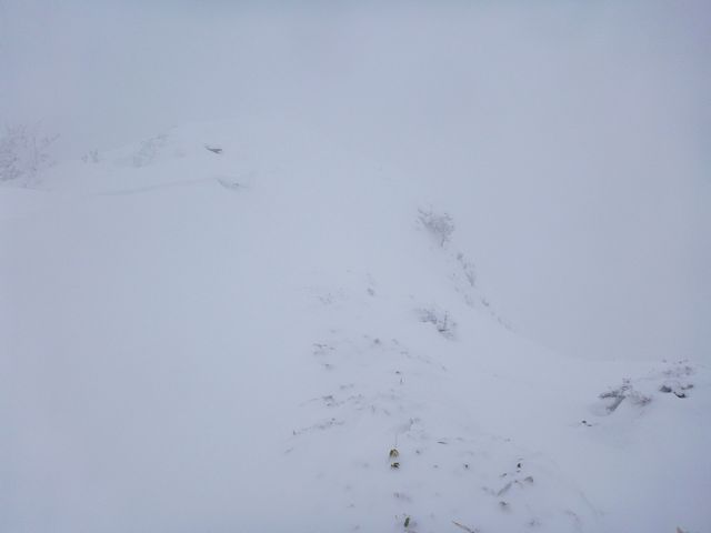 三嶺山頂